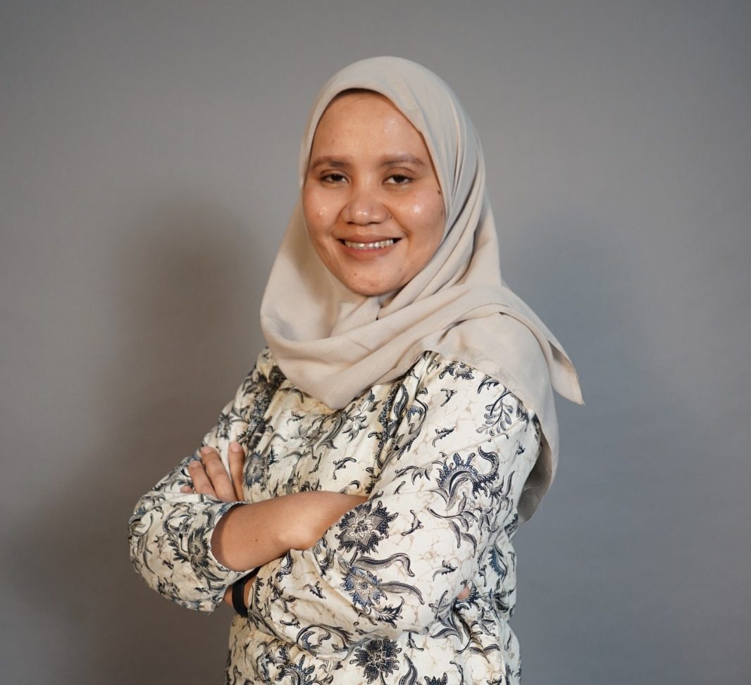 Ade Rahmah, S.I.Kom., M.I.Kom.